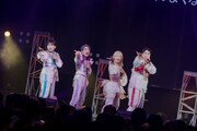 二丁目の魁カミングアウト「ワンマンライブ in Zepp Shinjuku 『これがアイドルだ』」の様子。（撮影：小林公士）