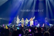 二丁目の魁カミングアウト「ワンマンライブ in Zepp Shinjuku 『これがアイドルだ』」の様子。（撮影：小林公士）