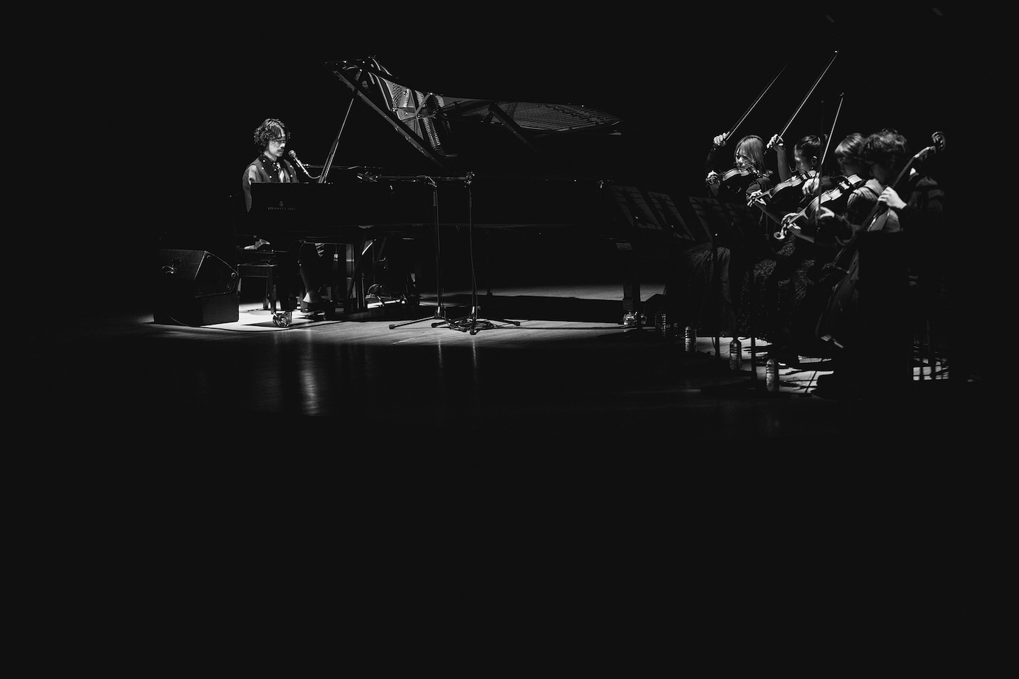 清竜人「KIYOSHI RYUJIN with Quartet」の様子。
