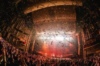 「フジファブリック LIVE at NHKホール」の様子。（撮影：森好弘）