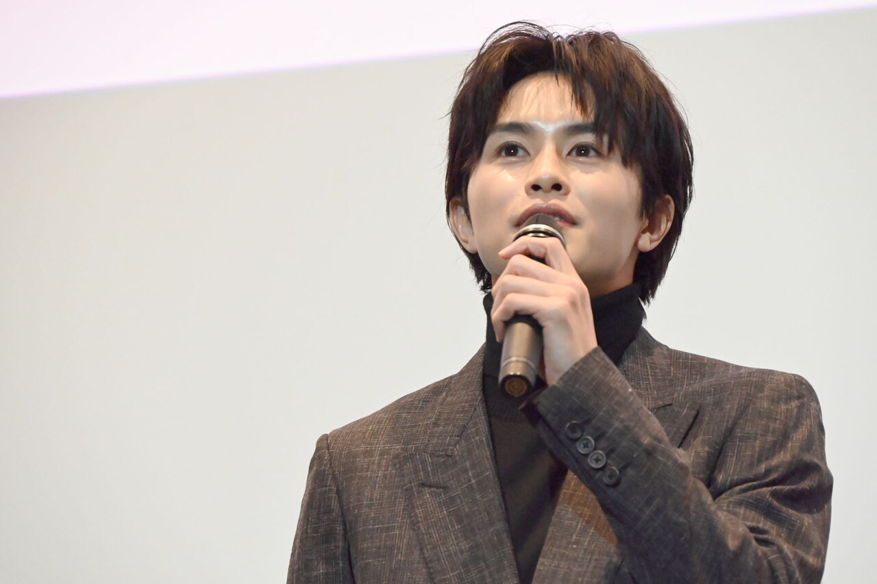草川拓弥セット② #超特急 草川拓弥（超特急）演じる高橋。(c)「#居酒屋新幹線2」製作委員
