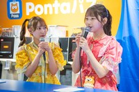PontaパスStationの1日カフェ店長を務めるSWEET STEADYの山内咲奈と白石まゆみ。