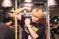 TAKUYA（BUDDiiS）©「DAN! DAN! EBiDAN!」製作委員会