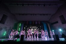 「虹のコンキスタドール 真冬の野音2days『真夏の夢は単純じゃない！』」の様子。