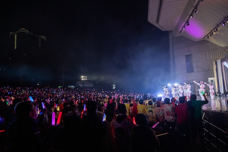 「虹のコンキスタドール 真冬の野音2days『真夏の夢は単純じゃない！』」の様子。