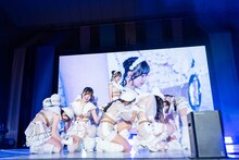 「虹のコンキスタドール 真冬の野音2days『真夏の夢は単純じゃない！』」の様子。