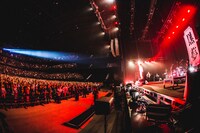 「CORKSCREW A GO GO! SAINT MY FAKE STAR」追加公演の様子。（撮影：青木カズロー）