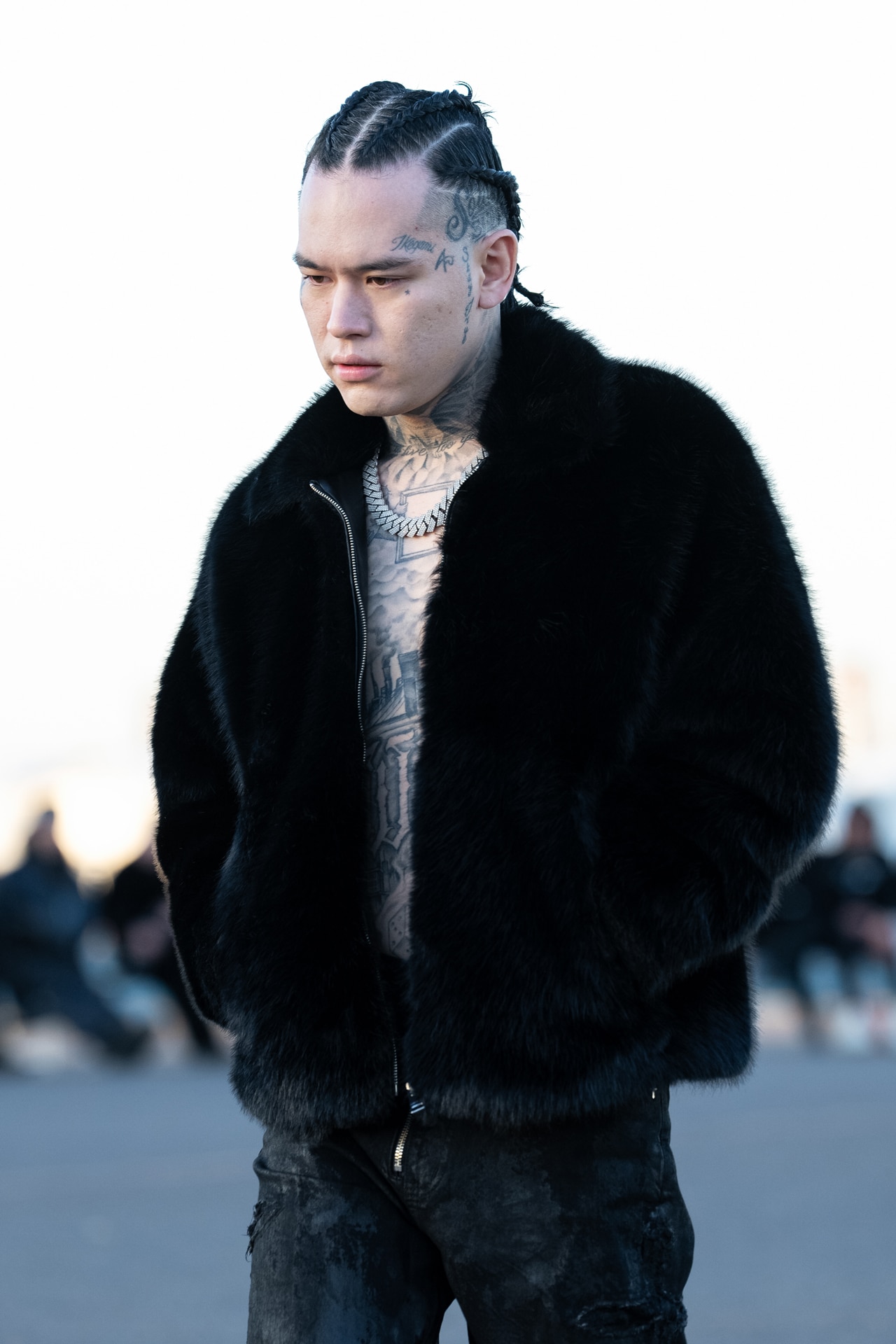 Nonn 01 T-pablow YZZER着用 正規品】 yzerr tpablow 着用 サングラスの通販 by 8/17まで発送不可