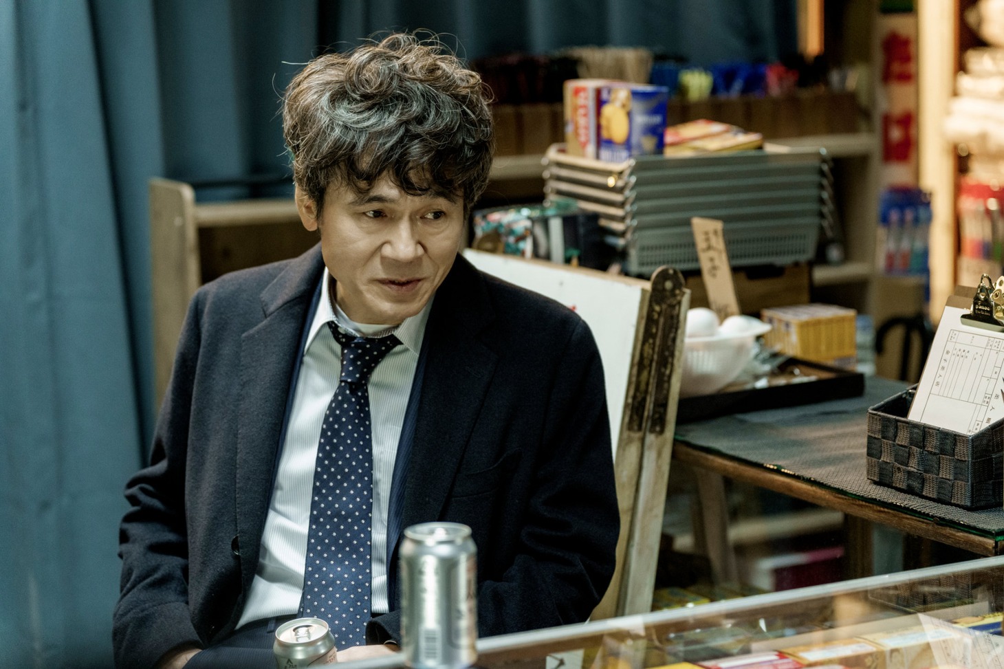 映画「金子差入店」場面写真 ©2025映画「金子差入店」製作委員会