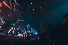 「yosugala band set oneman『progress the night -LINE CUBE SHIBUYA-』」の様子。（撮影：真島洸）