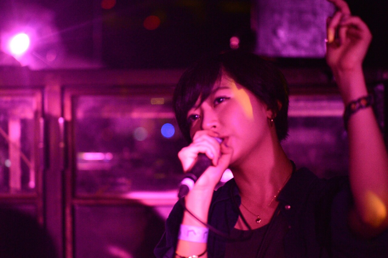 初期のライブより。