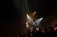 「コノユビトマレ」を初披露するyosugala。（撮影：Masayo）