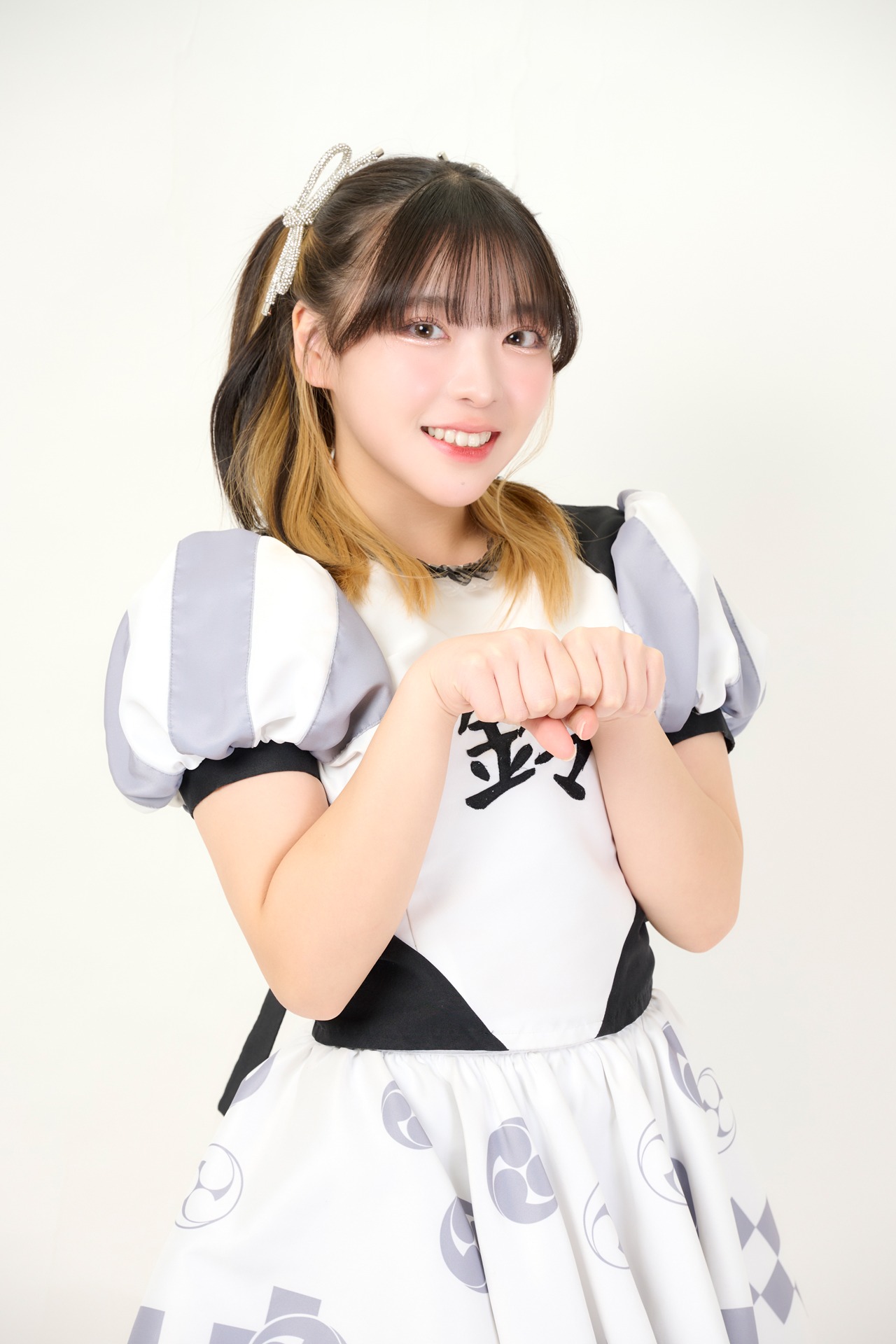 水谷花鈴