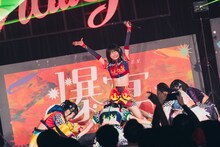 「UtaGe! 5th OneManLive『爆宴』」の様子。（撮影：真島洸）