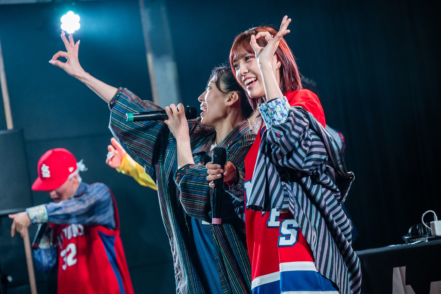 mana（左）とhana（右）。
