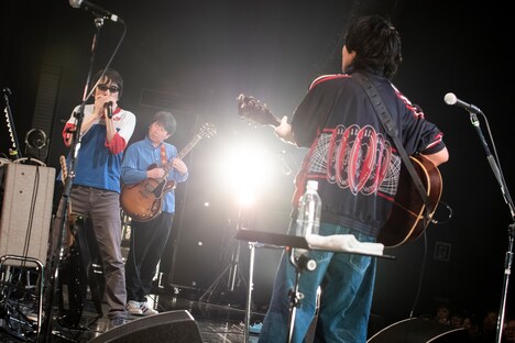 真心ブラザーズと銀杏BOYZ。（Photo by MAYUMI）