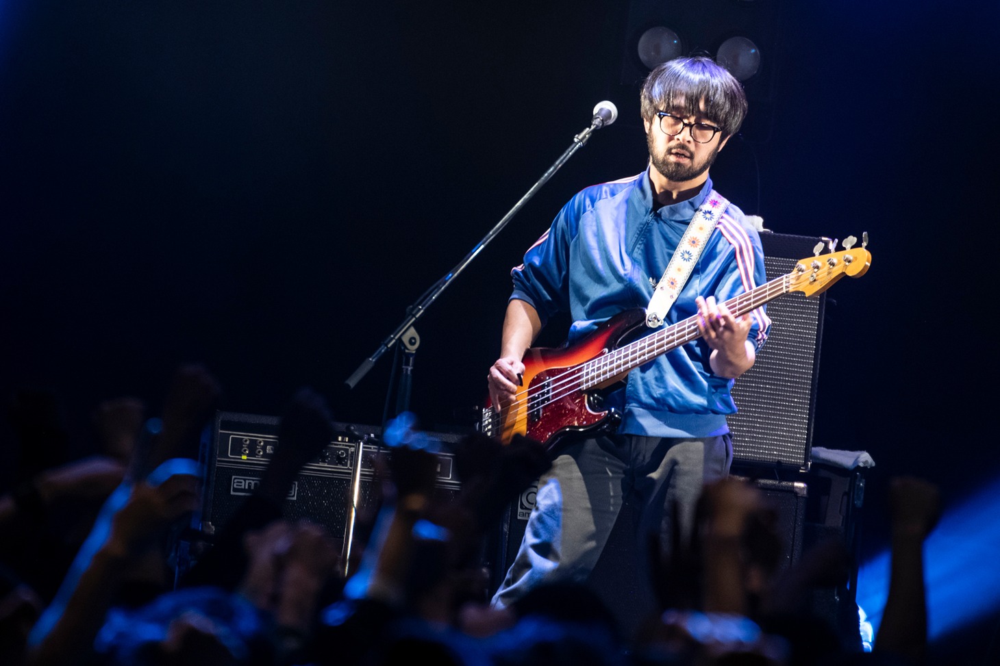 藤原寛（B）（Photo by MAYUMI）