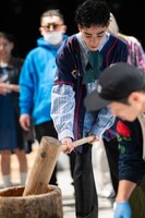 餅をつくmalik。