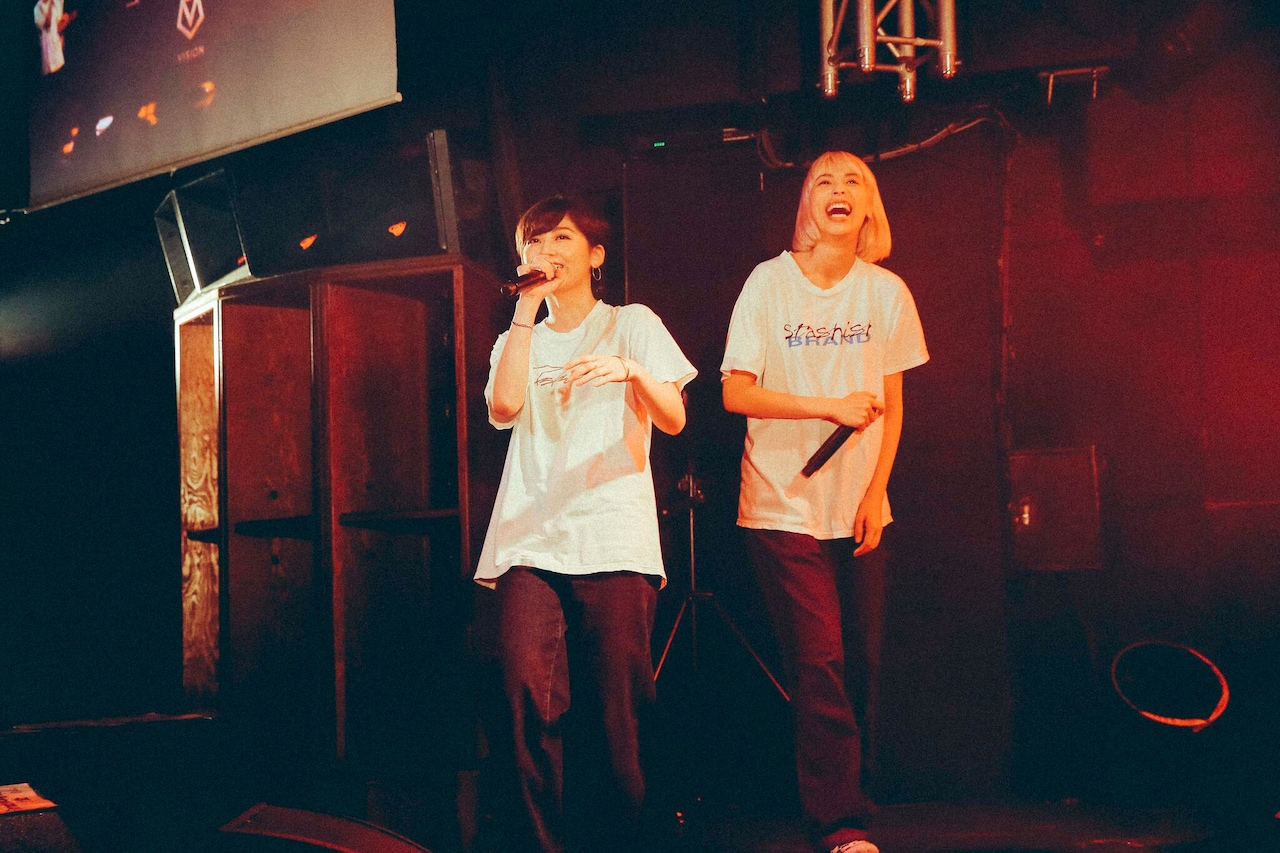 chelmico「EPでたよパーティー」の様子。