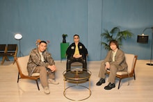 左からAKLO、KREVA、三浦大知。