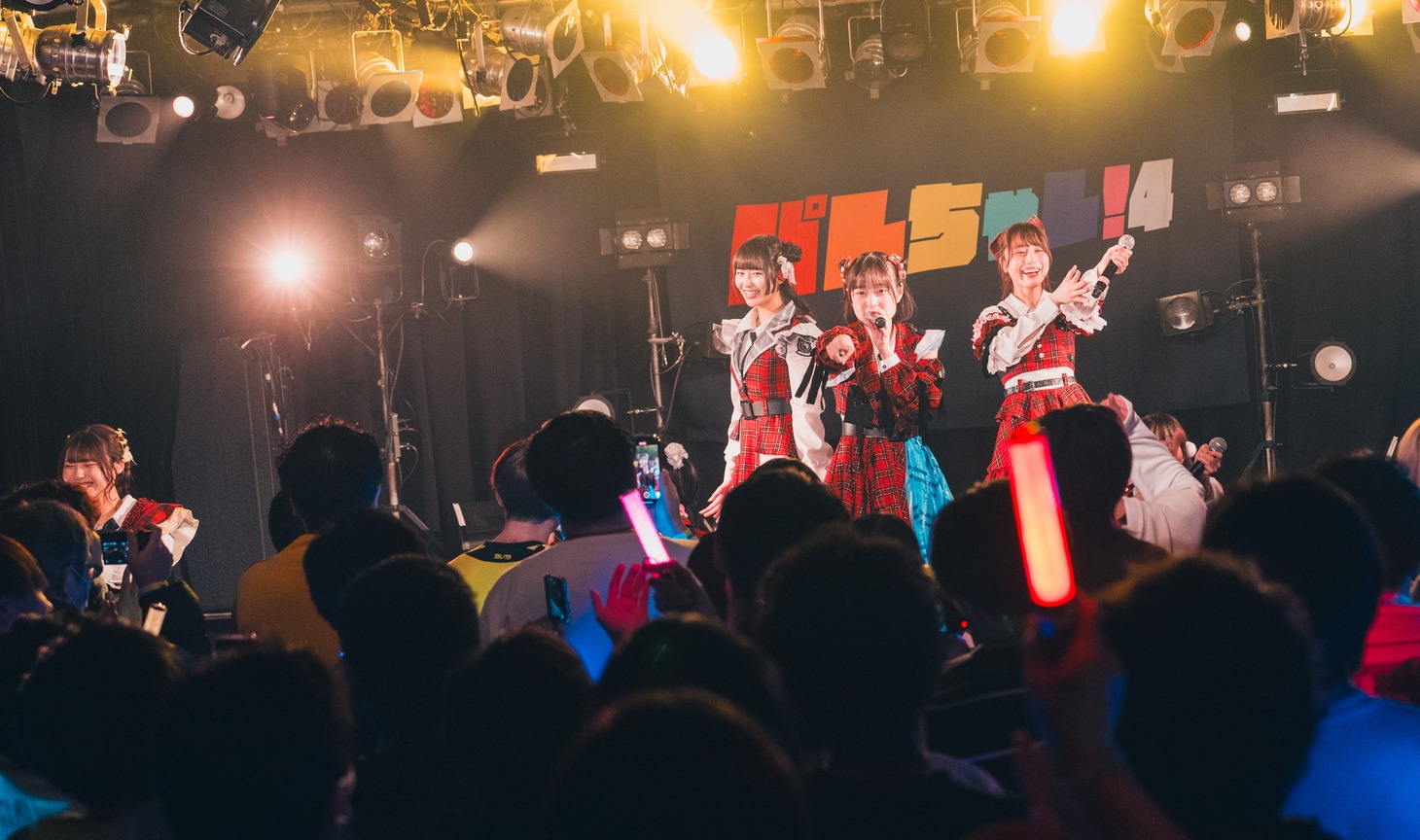 Palette Parade「パレちゃレ！4 PART3」の様子。