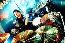 ナヲ（マキシマム ザ ホルモン）（撮影：浜野カズシ）