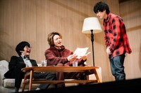 舞台「some day」のワンシーン。（撮影：水津惣一郎）