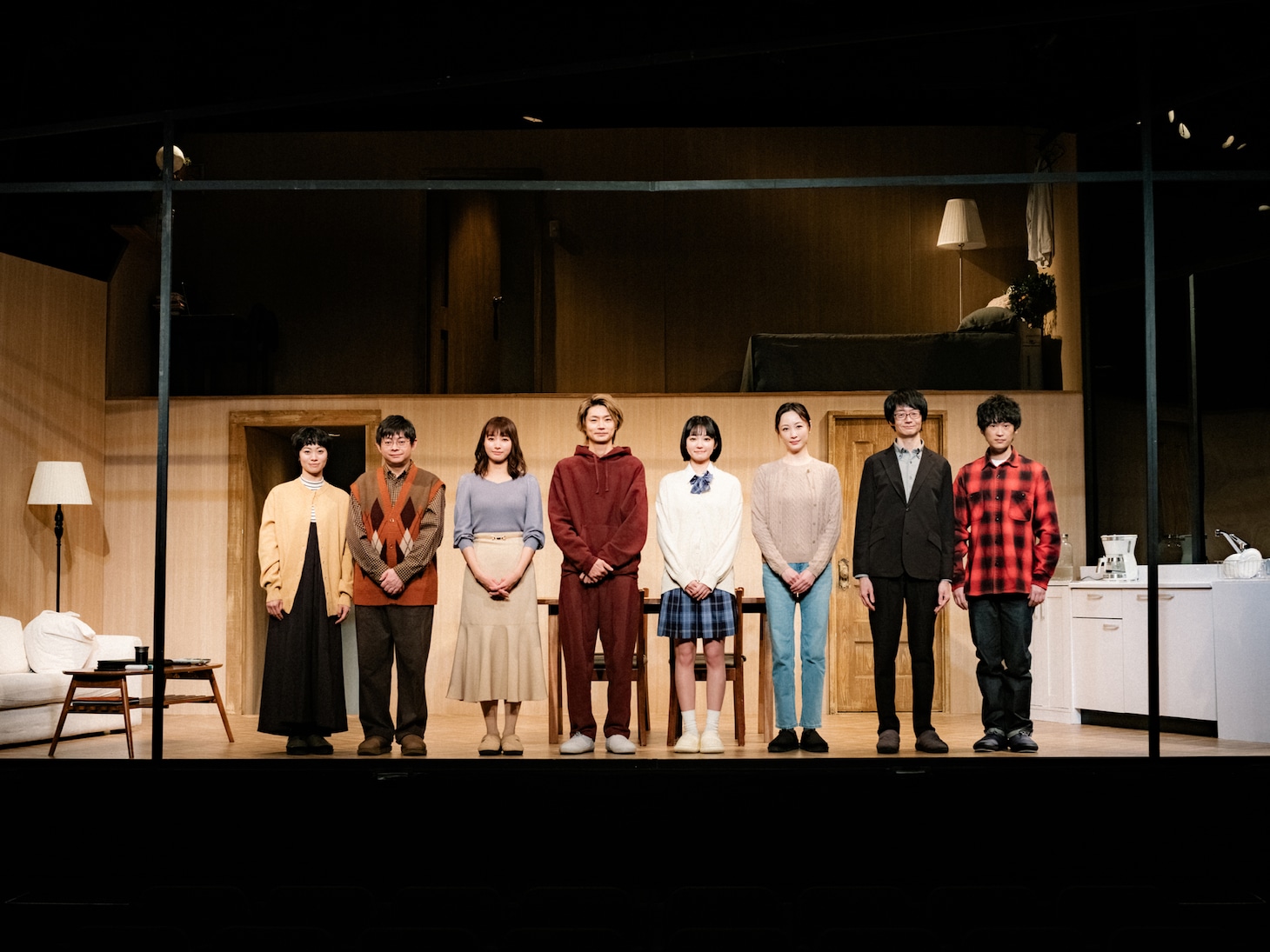 舞台「some day」囲み取材の様子。（撮影：水津惣一郎）