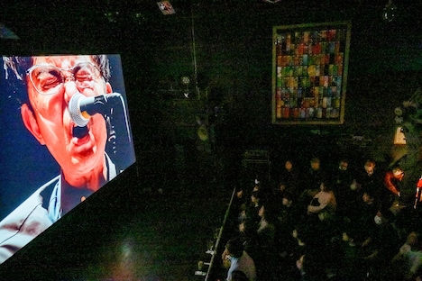 「向井秀徳と見る、MATSURI SESSION AT BUDOKAN 試写会」の会場の様子。