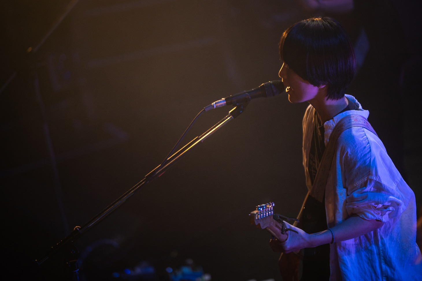 橋本絵莉子