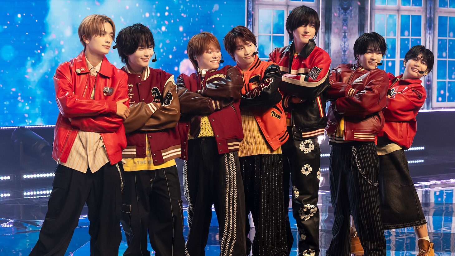 なにわ男子 ©Storm Labels Inc.
