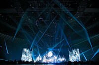 「YUZU ARENA TOUR 2024-2025 図鑑 Supported by NISSAN SAKURA」神奈川・横浜アリーナ公演の様子。©SENHA