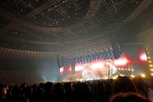 「YUZU ARENA TOUR 2024-2025 図鑑 Supported by NISSAN SAKURA」神奈川・横浜アリーナ公演の様子。©SENHA