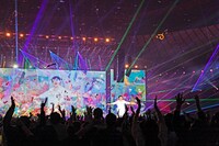 「YUZU ARENA TOUR 2024-2025 図鑑 Supported by NISSAN SAKURA」神奈川・横浜アリーナ公演の様子。©SENHA