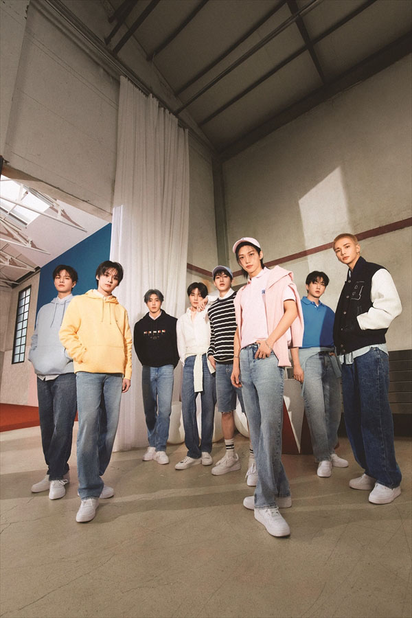 Stray Kids