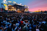 「STRAWBERRY MUSIC FESTIVAL 2024」の様子。