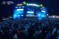 「STRAWBERRY MUSIC FESTIVAL 2024」の様子。