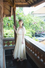 SKE48 鎌田菜月1st写真集「やさしい日差し」より。©KADOKAWA ©Zest, Inc.（撮影：田中智久）