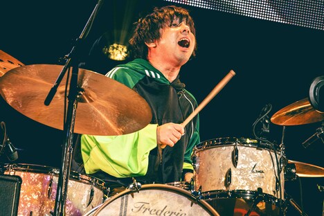 高橋武(Dr)(撮影:渡邉一生)