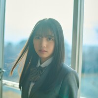 乃木坂46新メンバー海邉朱莉、長嶋凛桜の撮り下ろし写真&手書きプロフィール公開