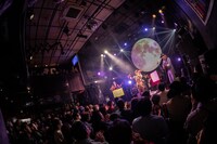 もも（チャラン・ポ・ランタン）「ひとりでもはろりツアー」青山 月見ル君想フ公演の様子。（Photo by Masayo）