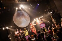 もも（チャラン・ポ・ランタン）「ひとりでもはろりツアー」青山 月見ル君想フ公演の様子。（Photo by Masayo）