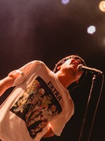 吉田靖直（Vo）（Photo by Jun Yokoyama）