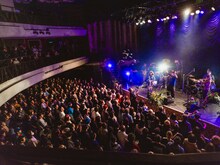 「トリプルファイヤー EXTRA TOUR FINAL」の様子。（Photo by Jun Yokoyama）