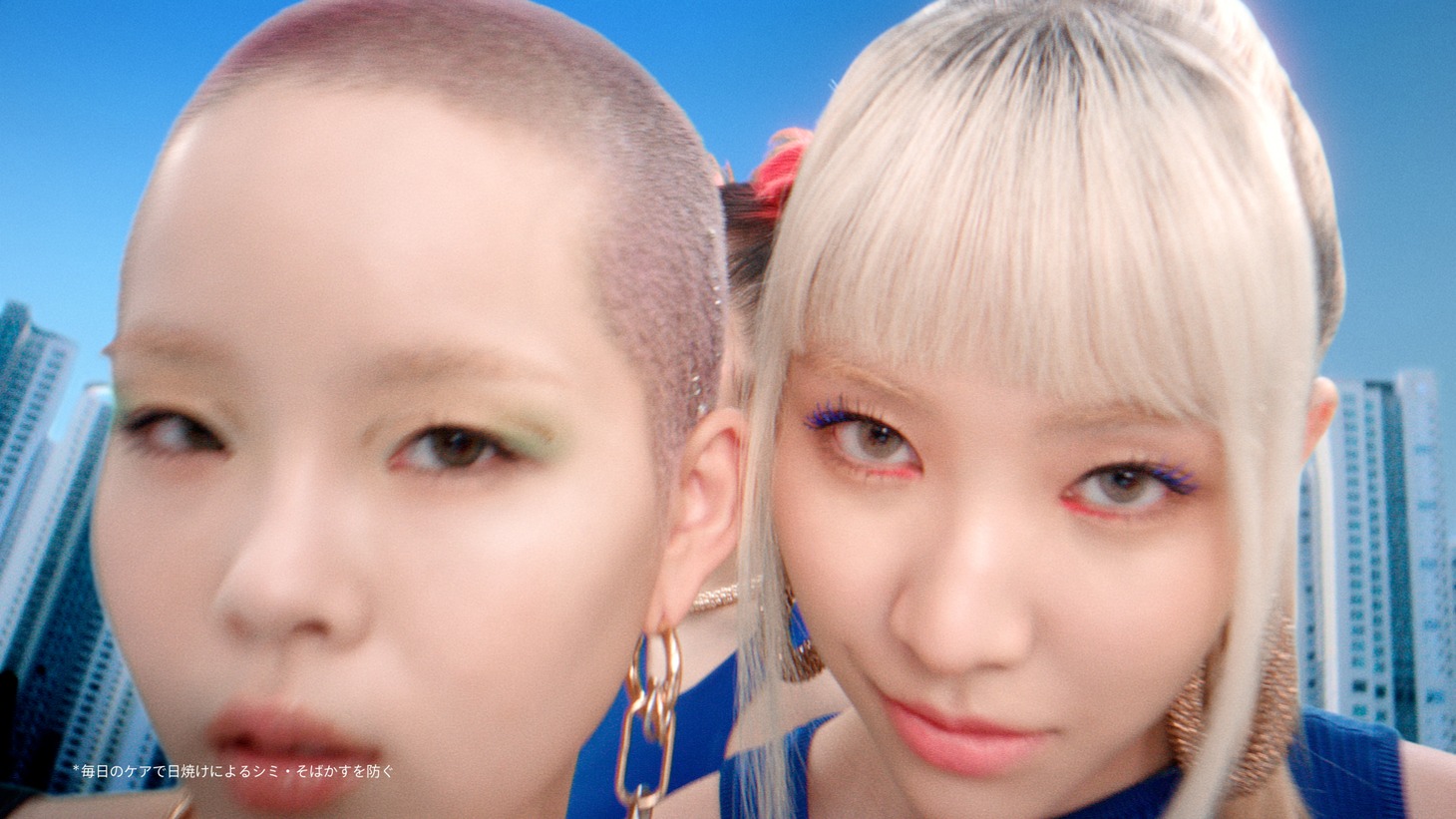アネッサ新ブランドムービー「これが、パーフェクトUV」編より。