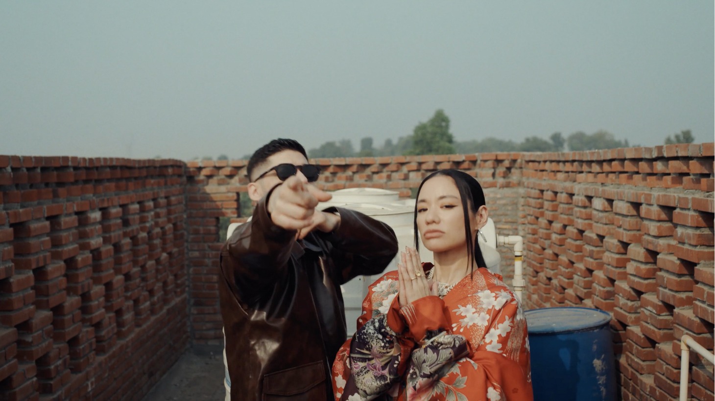 Awich, Jay Park, KR$NA, Masiwei, VannDa「ASIAN STATE OF MIND」ミュージックビデオより。