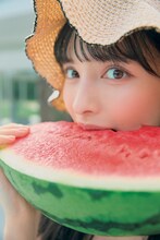 菅田愛貴の1st写真集「すのあき」より。(c)SDP