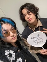 T.N.Tの、JAY（Vo）、KAIRI（G）。