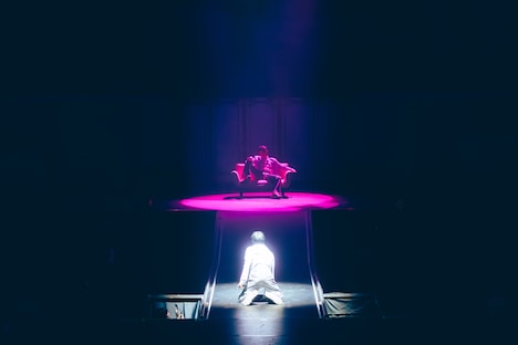 「BL」を披露するRayとKEIGO。