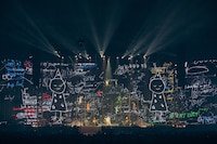 「米津玄師 2025 TOUR / JUNK」東京ドーム公演より「毎日」のパフォーマンスの様子。